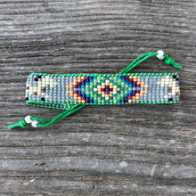 Load image into Gallery viewer, Beaded Bracelet
