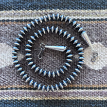 Load image into Gallery viewer, 18" 7mm Navajo Pearl Necklace
