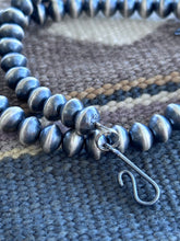 Load image into Gallery viewer, 16&quot; 7mm Navajo Pearl Necklace
