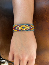 Load image into Gallery viewer, Beaded Bracelet
