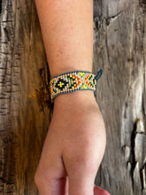 Load image into Gallery viewer, Beaded Bracelet
